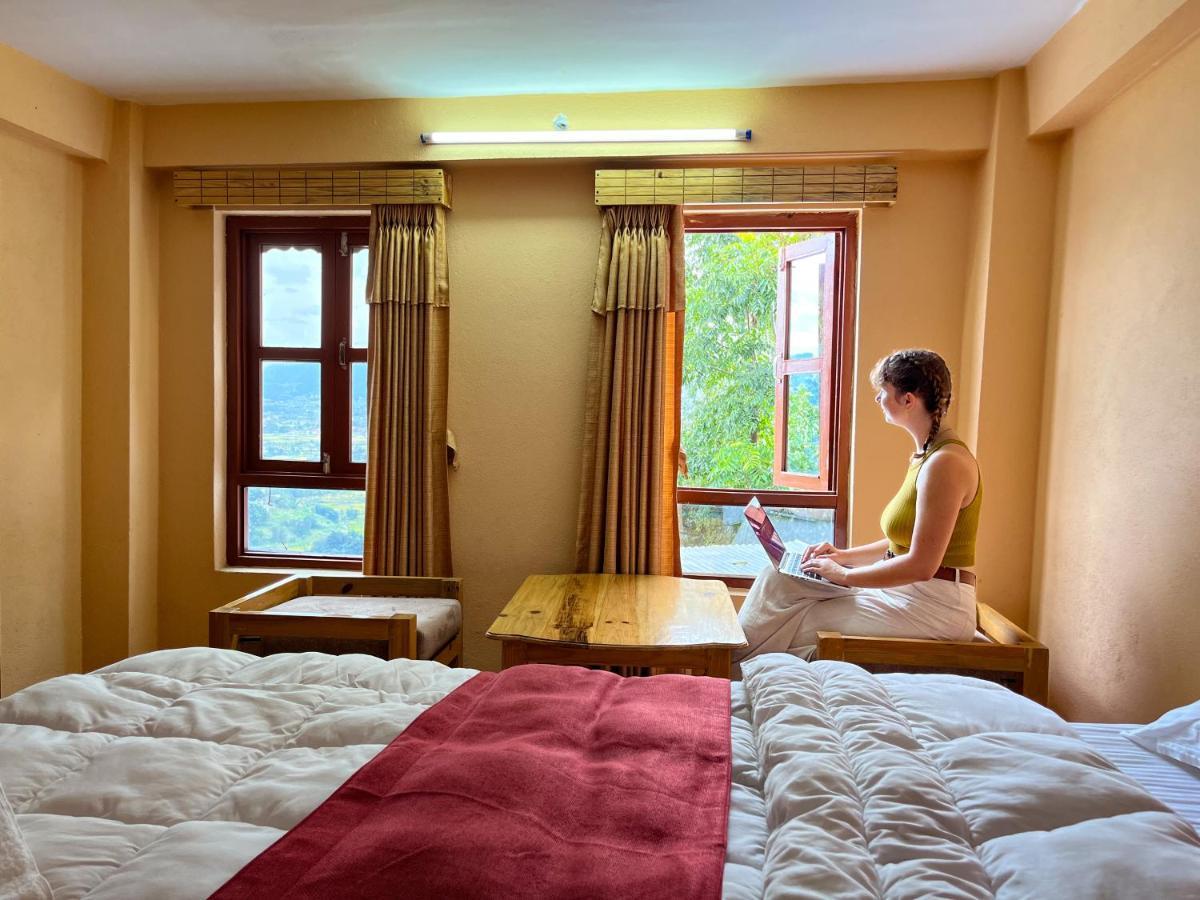 Eagle Nest Hotel Бхактапур Экстерьер фото